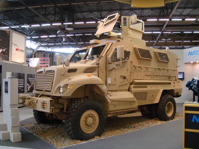 International MaxxPro, Mine-resistant ambush protected vehicle, Armored Vehicles - view 2