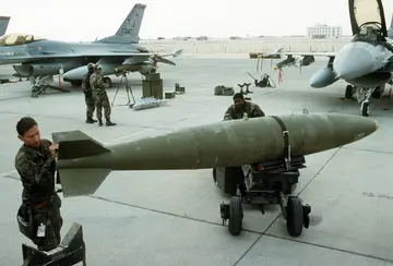 Mk 84 Mod 4 2,000-pound unguided bomb, 2,000-pound unguided general-purpose bomb, Munitions